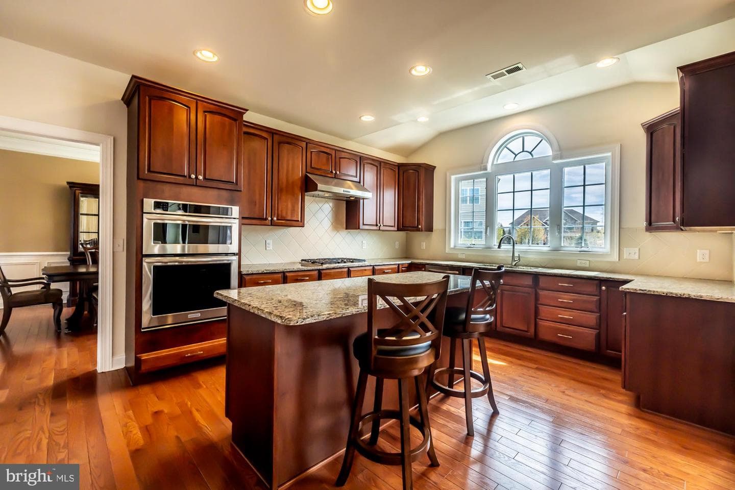 461 Barbin Street photo 17