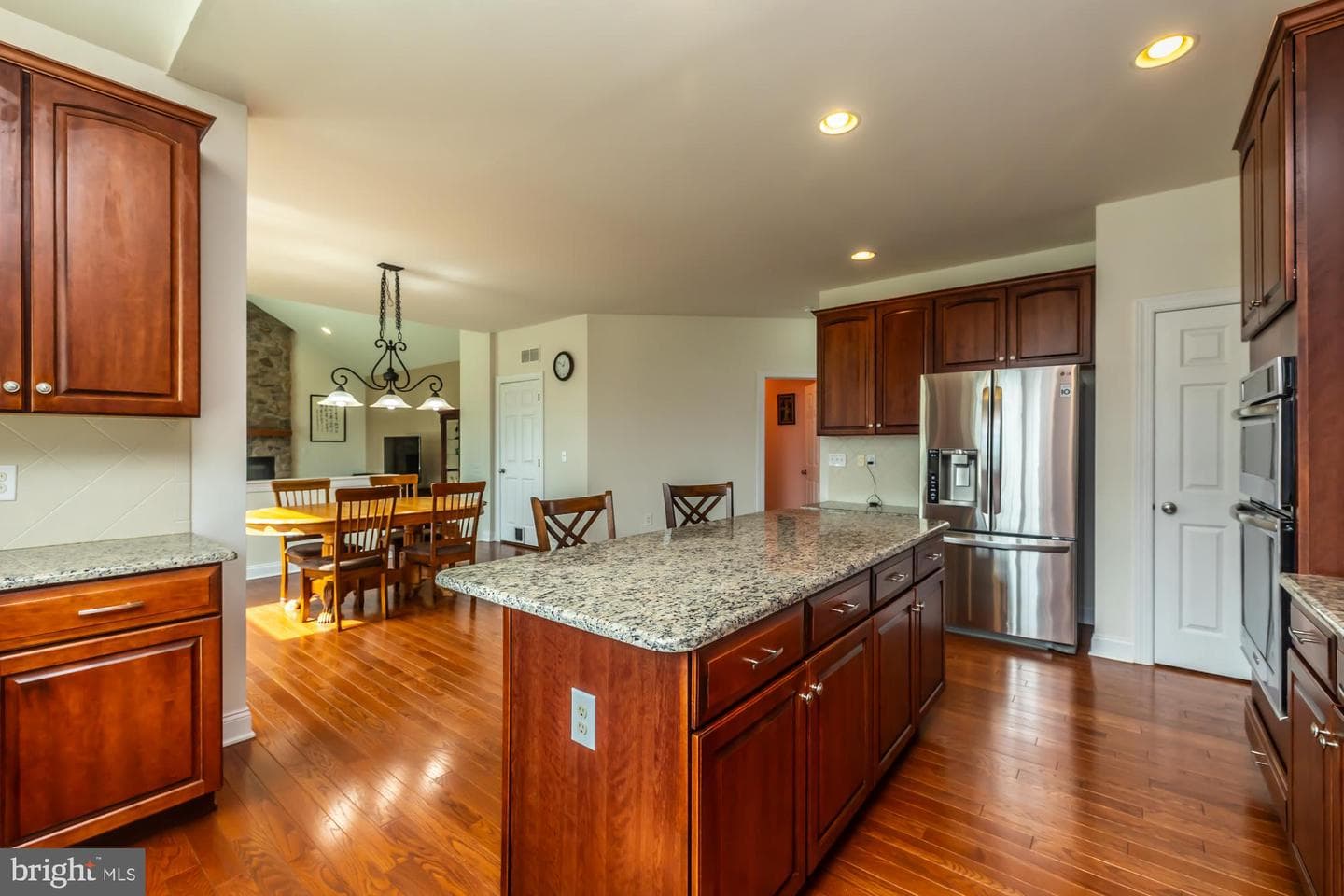 461 Barbin Street photo 18