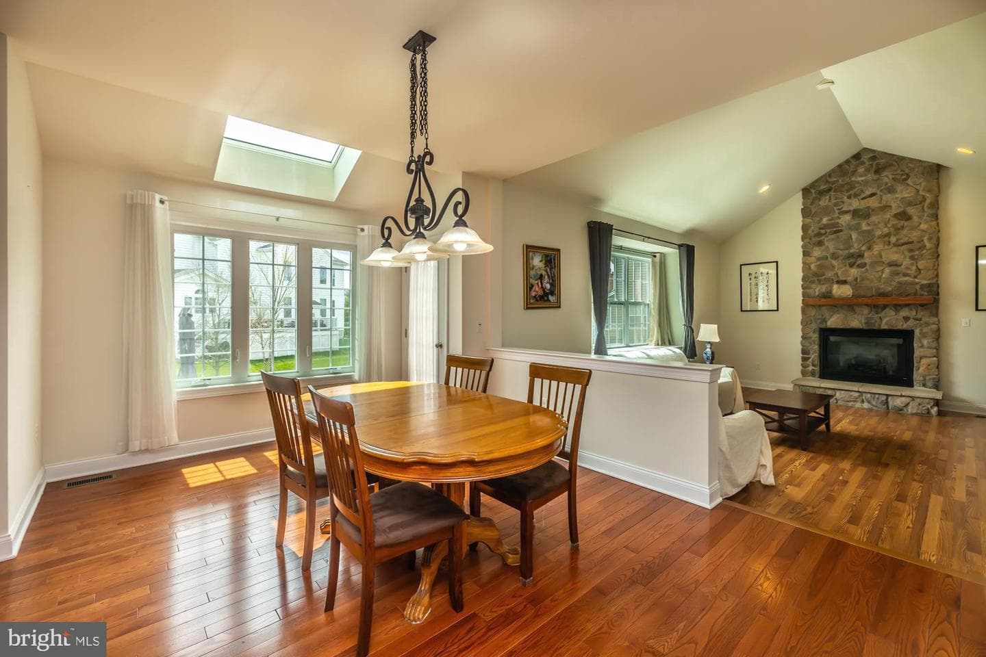 461 Barbin Street photo 22