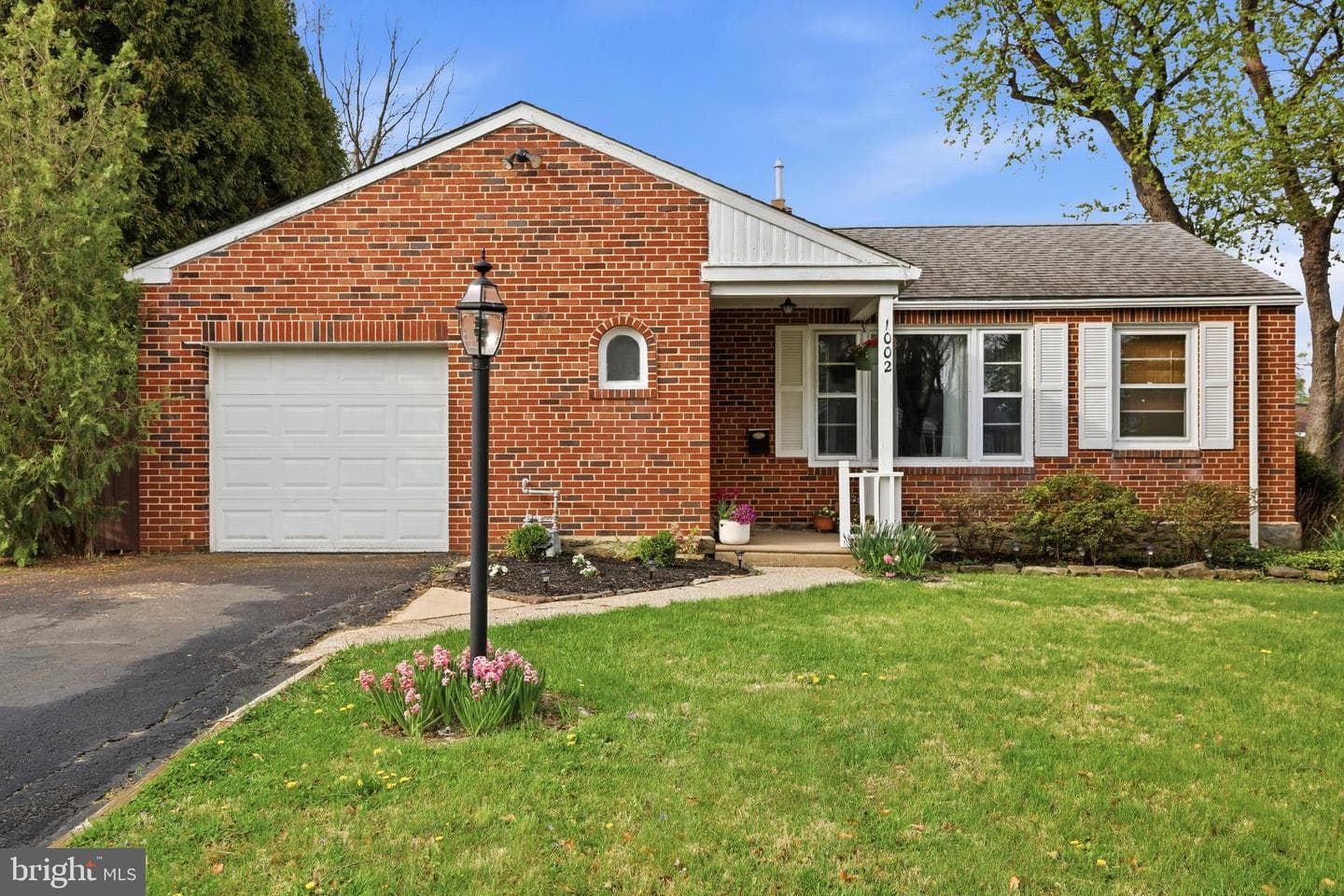 1002 Edann Road