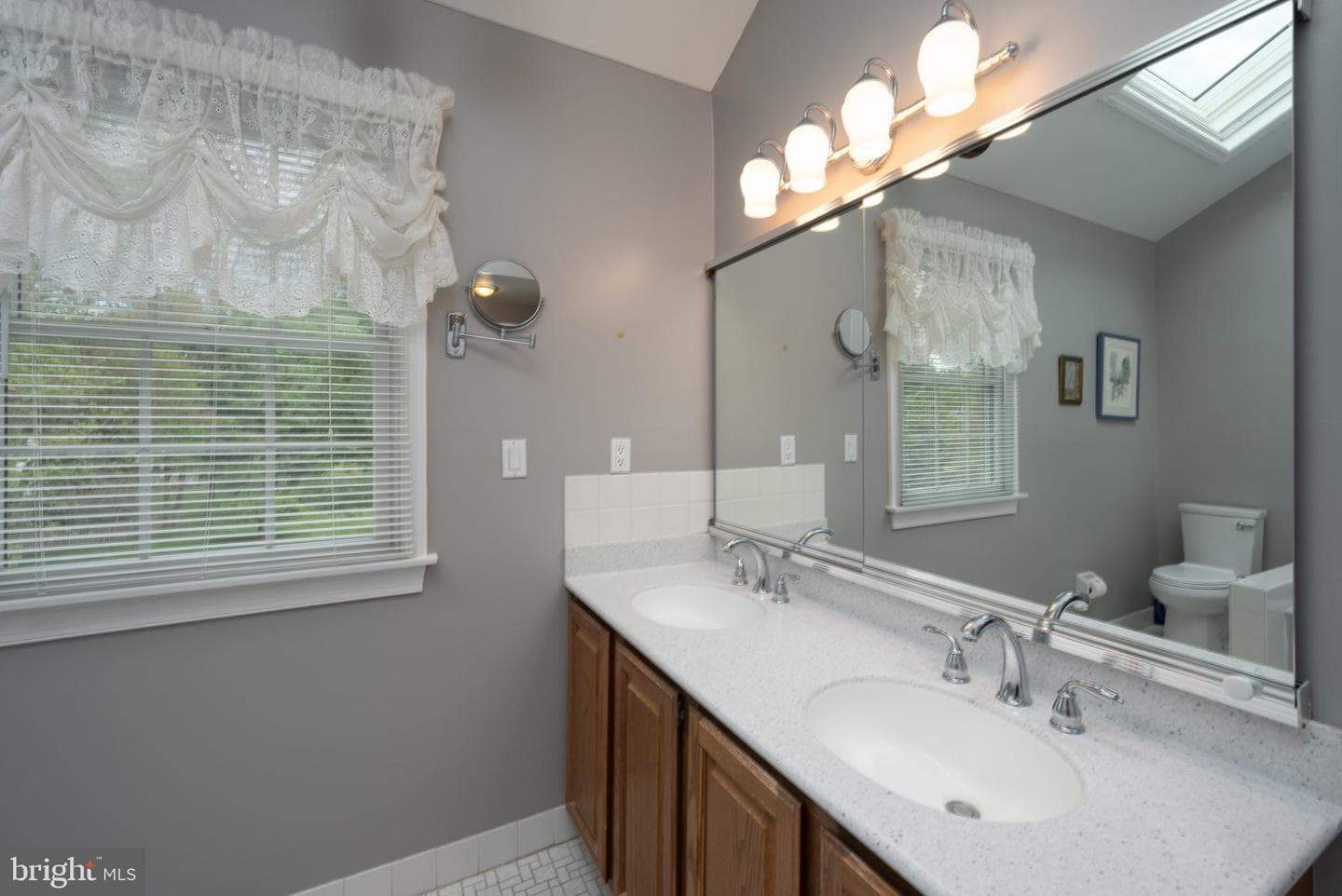 492 Brights Lane photo 21