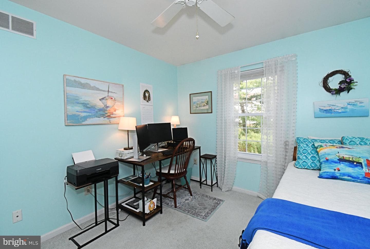 201 Essex Court photo 32