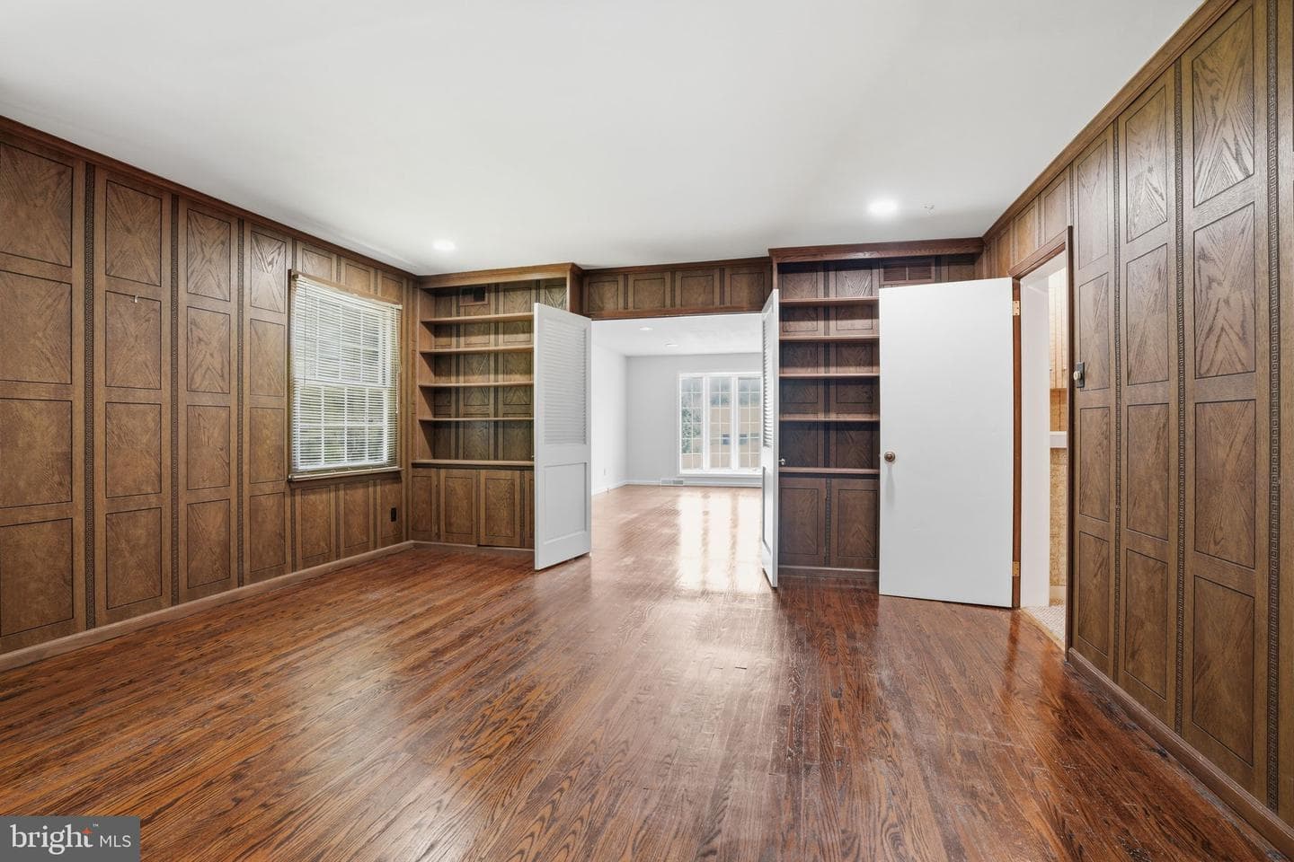 1840 Nicholas Drive photo 13