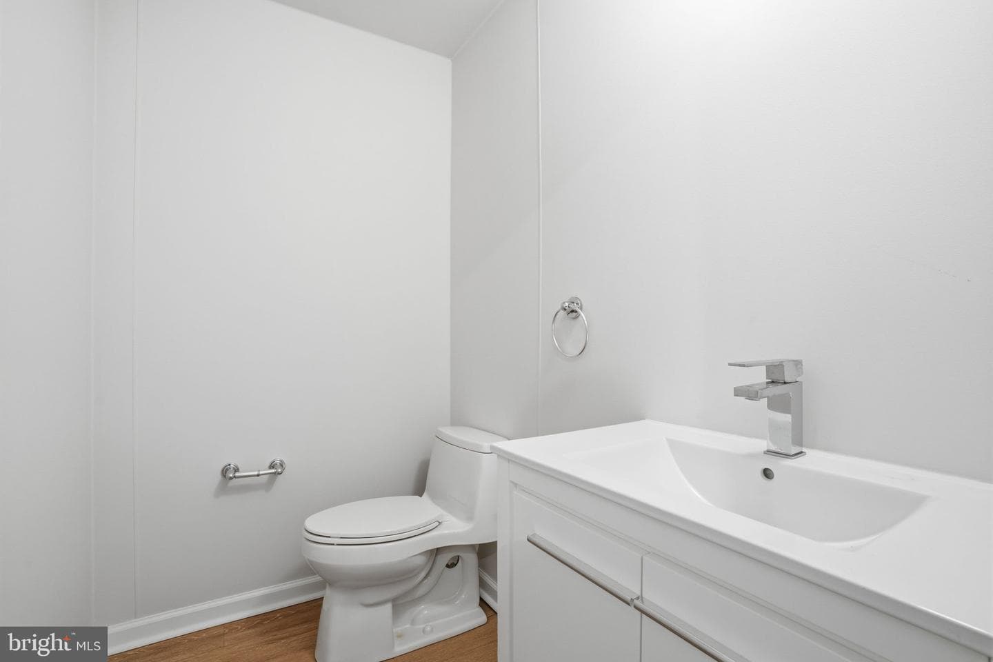 1840 Nicholas Drive photo 29
