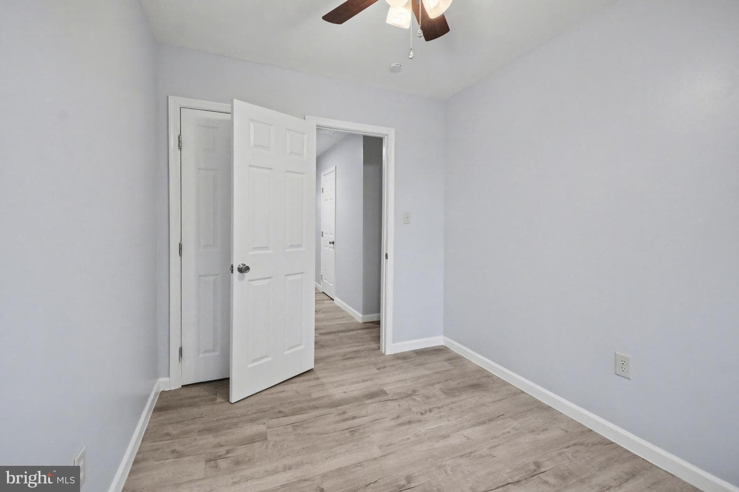 3001 Cardin Place photo 24