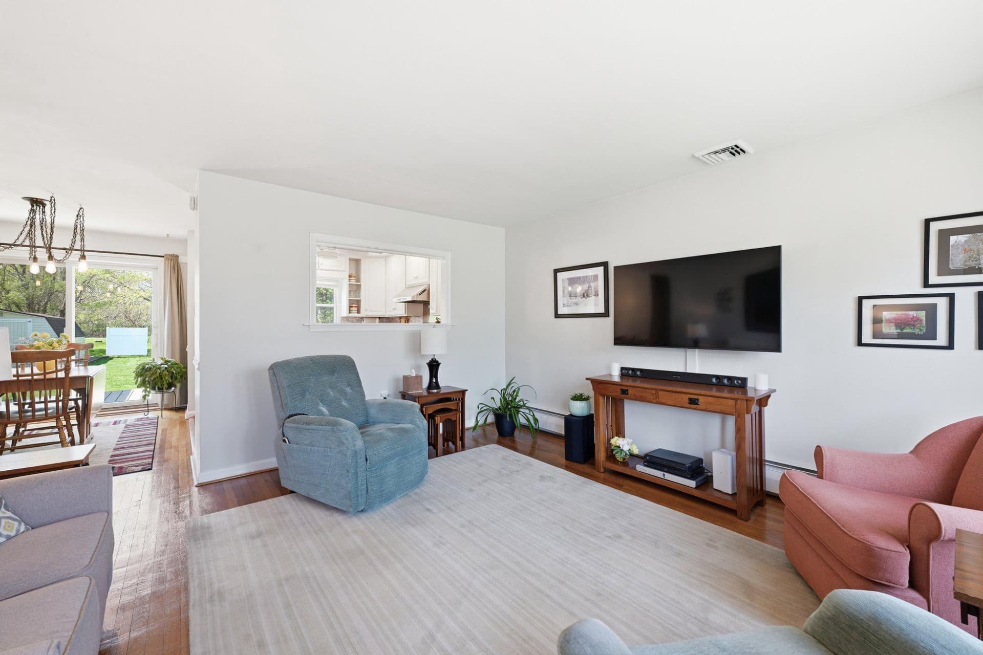 1320 Woodside Avenue photo 6