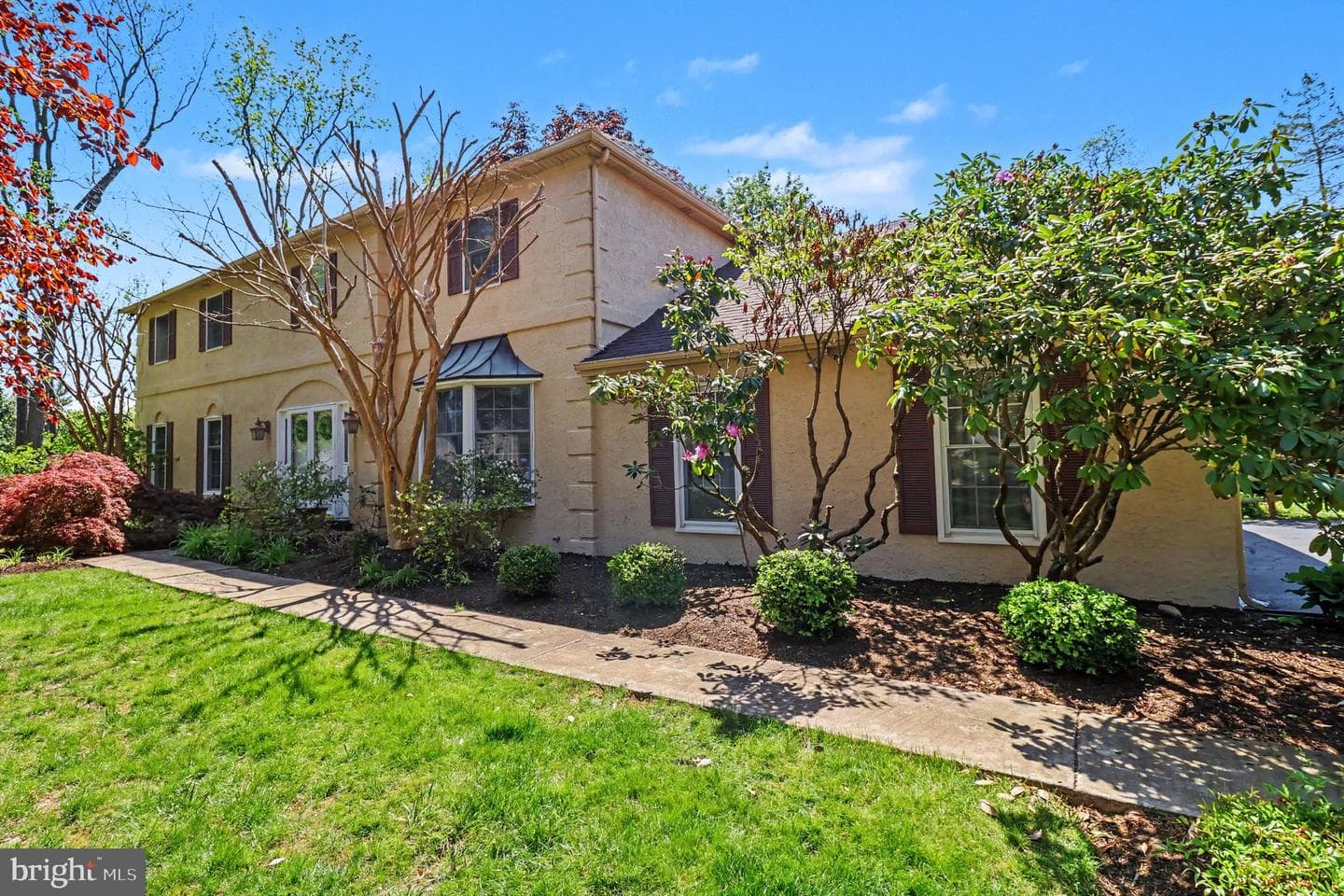 450 Dundee Dr photo 2