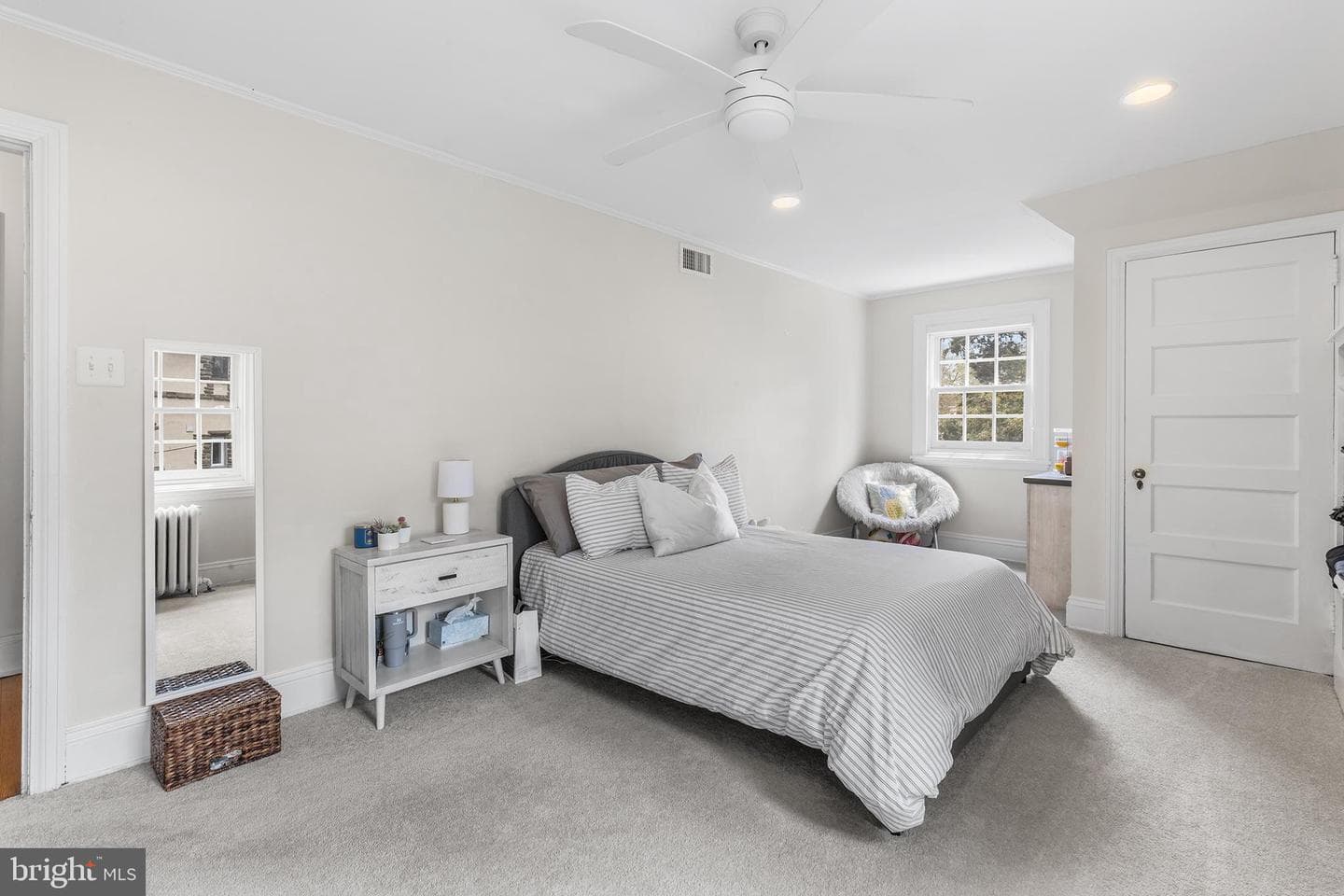 16 Radcliff Road photo 33