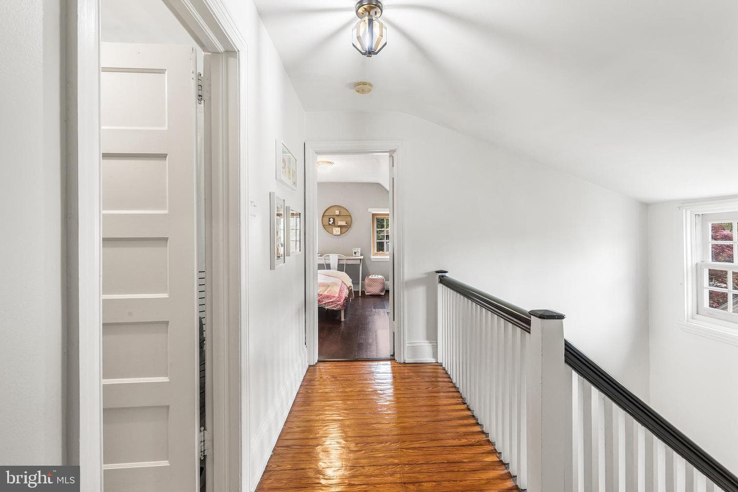 16 Radcliff Road photo 35