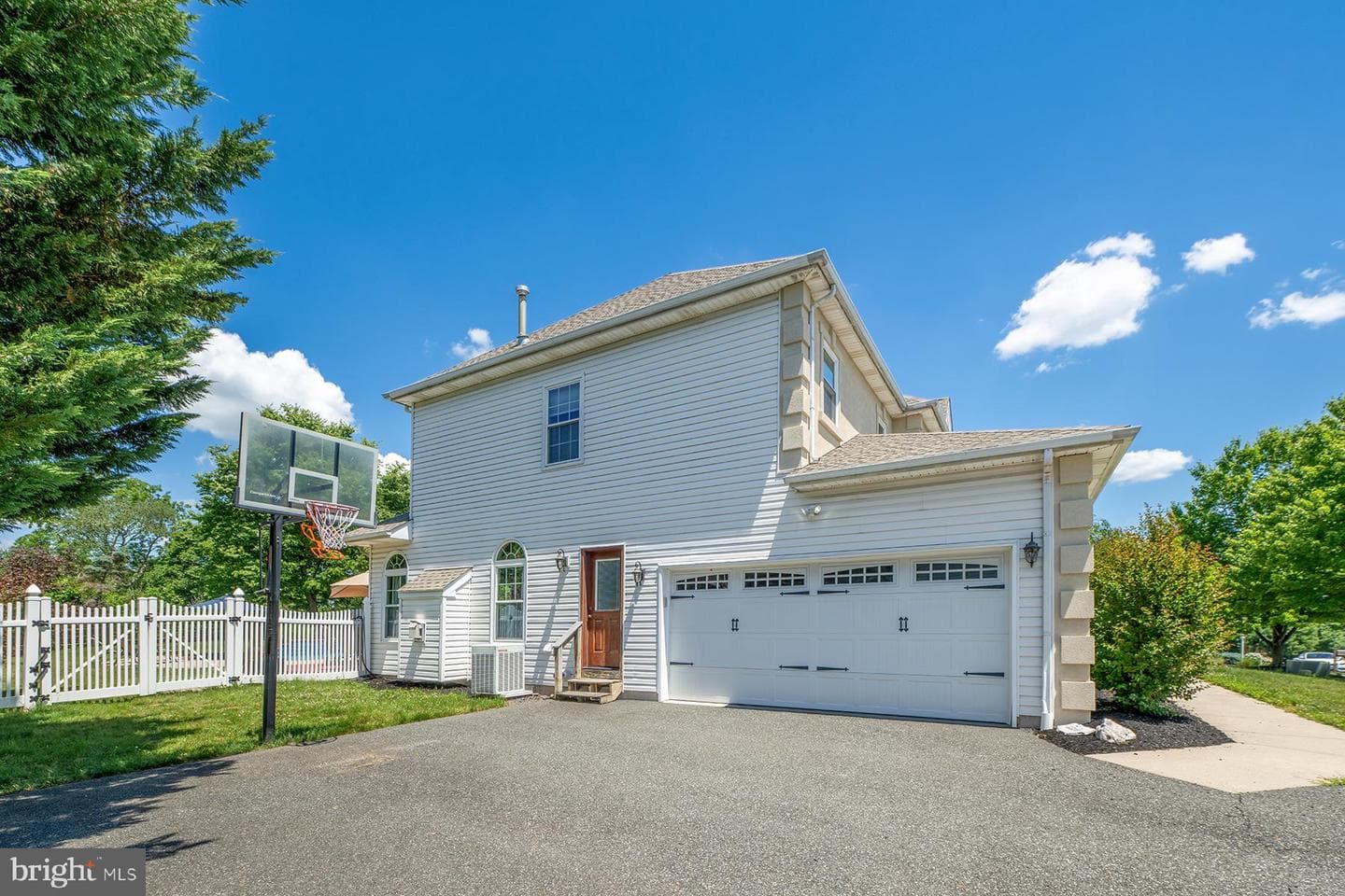 125 Summer Hill Drive photo 37
