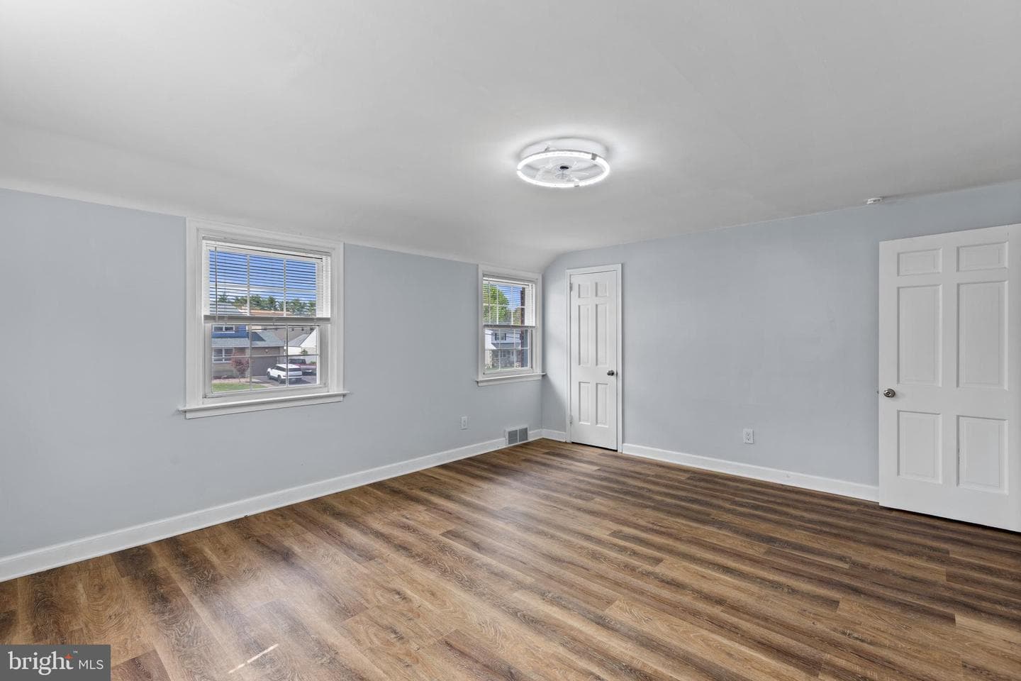 7603 Oak Lane Road photo 13