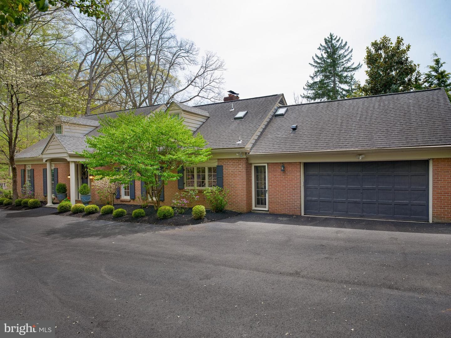 415 Dove Lake Road photo 7