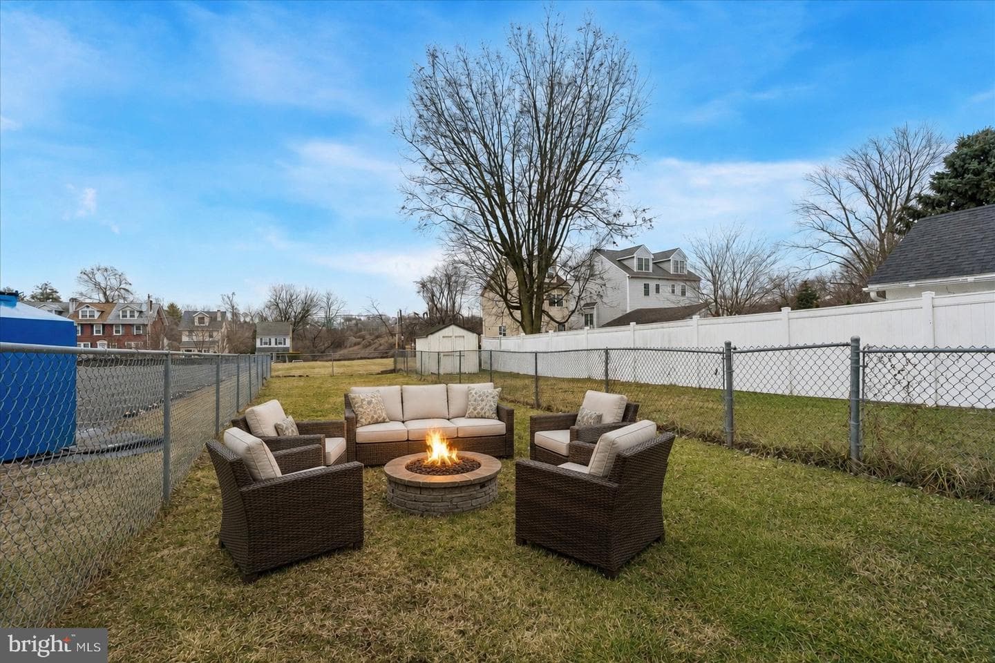 639 Old Elm Street photo 31