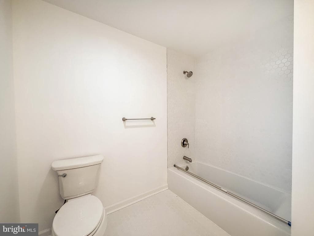 348 Northwood Avenue photo 34