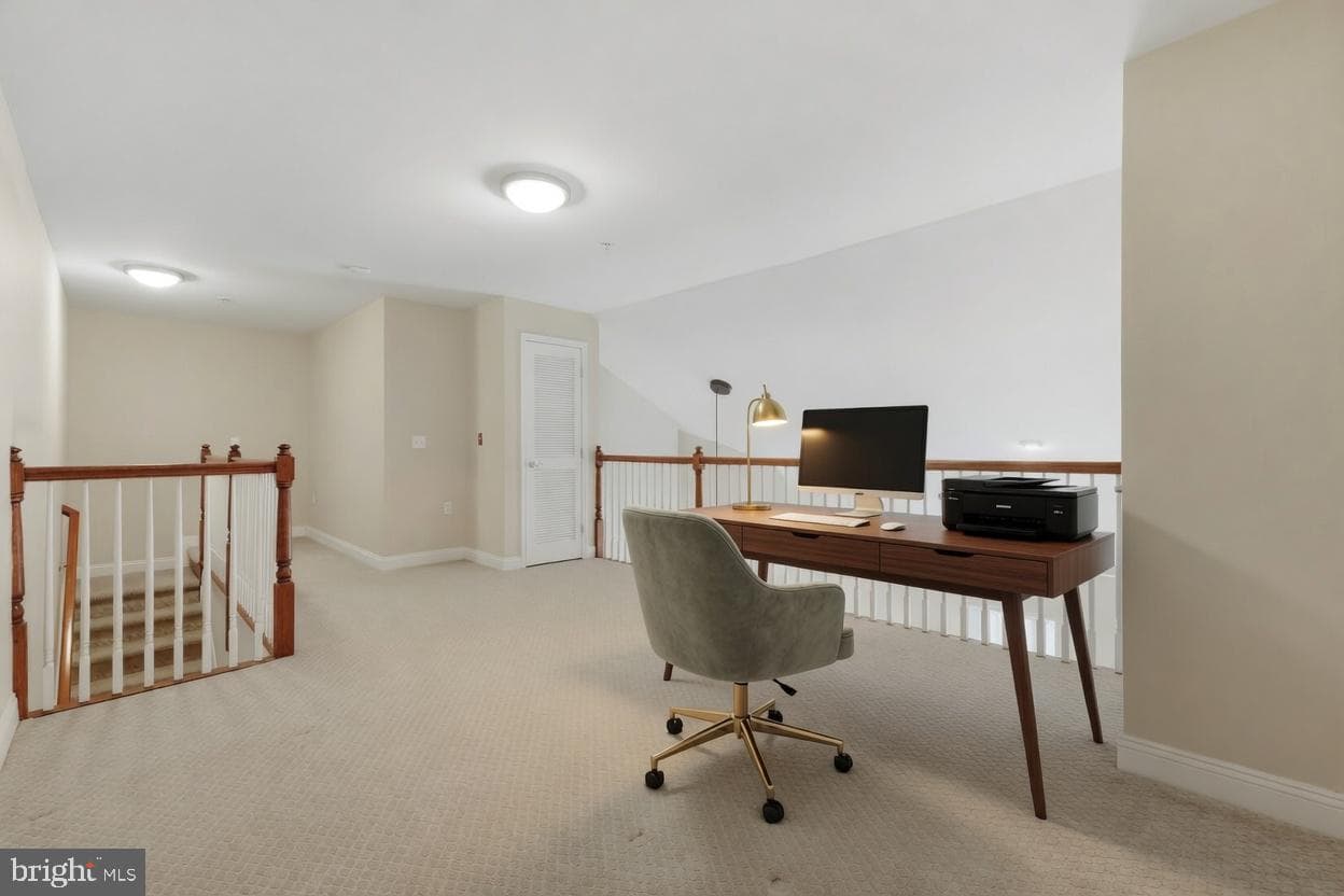 300 W Elm Street #2432 photo 21