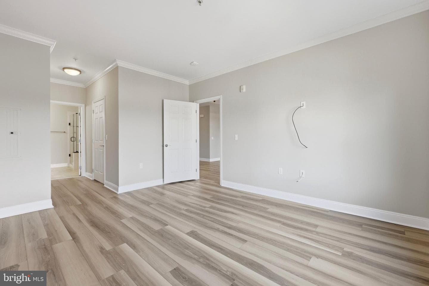 300 W Elm Street #2432 photo 9