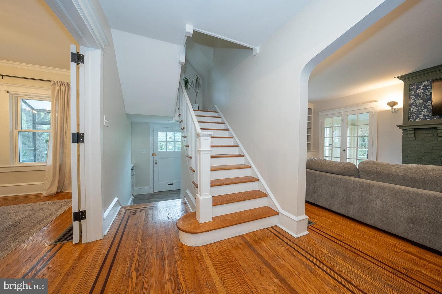 1121 Montgomery Avenue photo 13