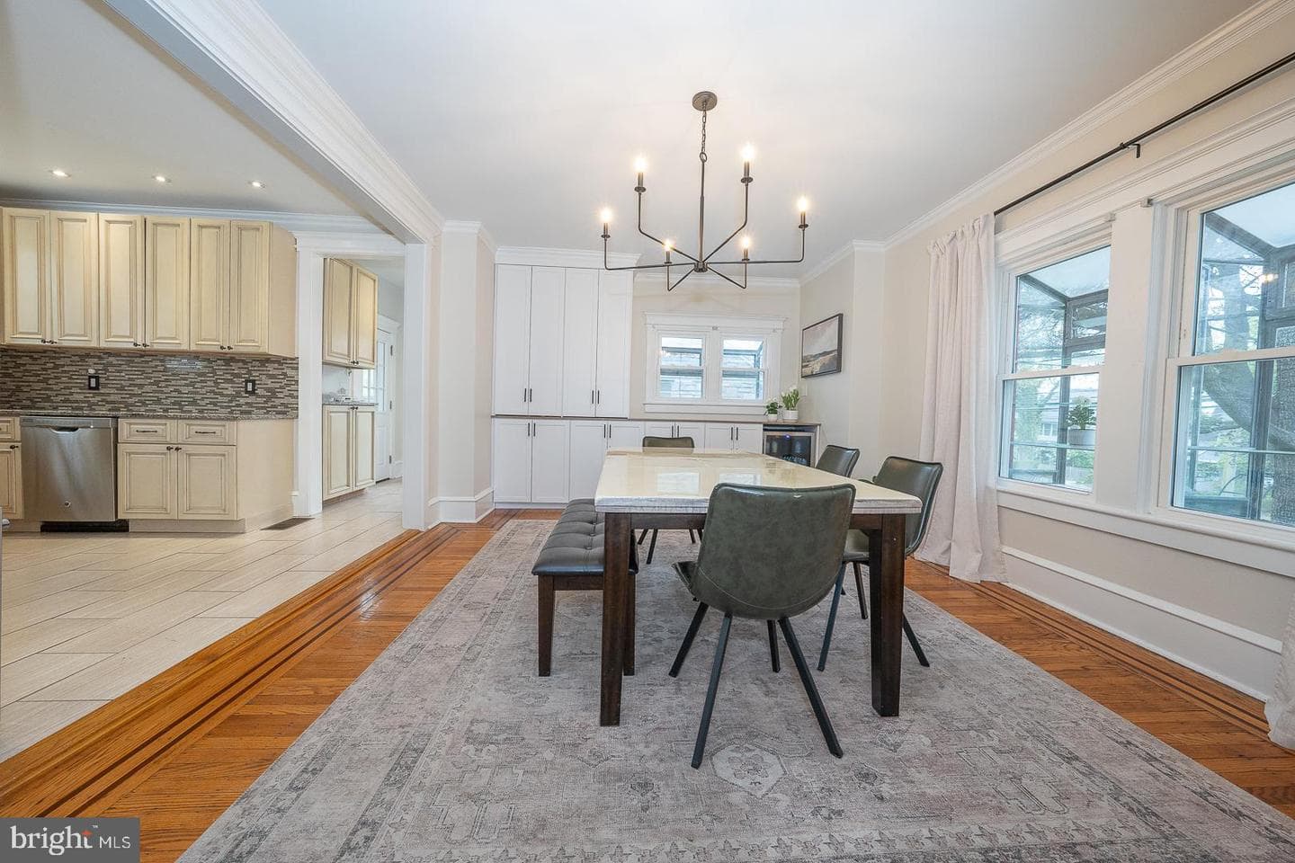 1121 Montgomery Avenue photo 19