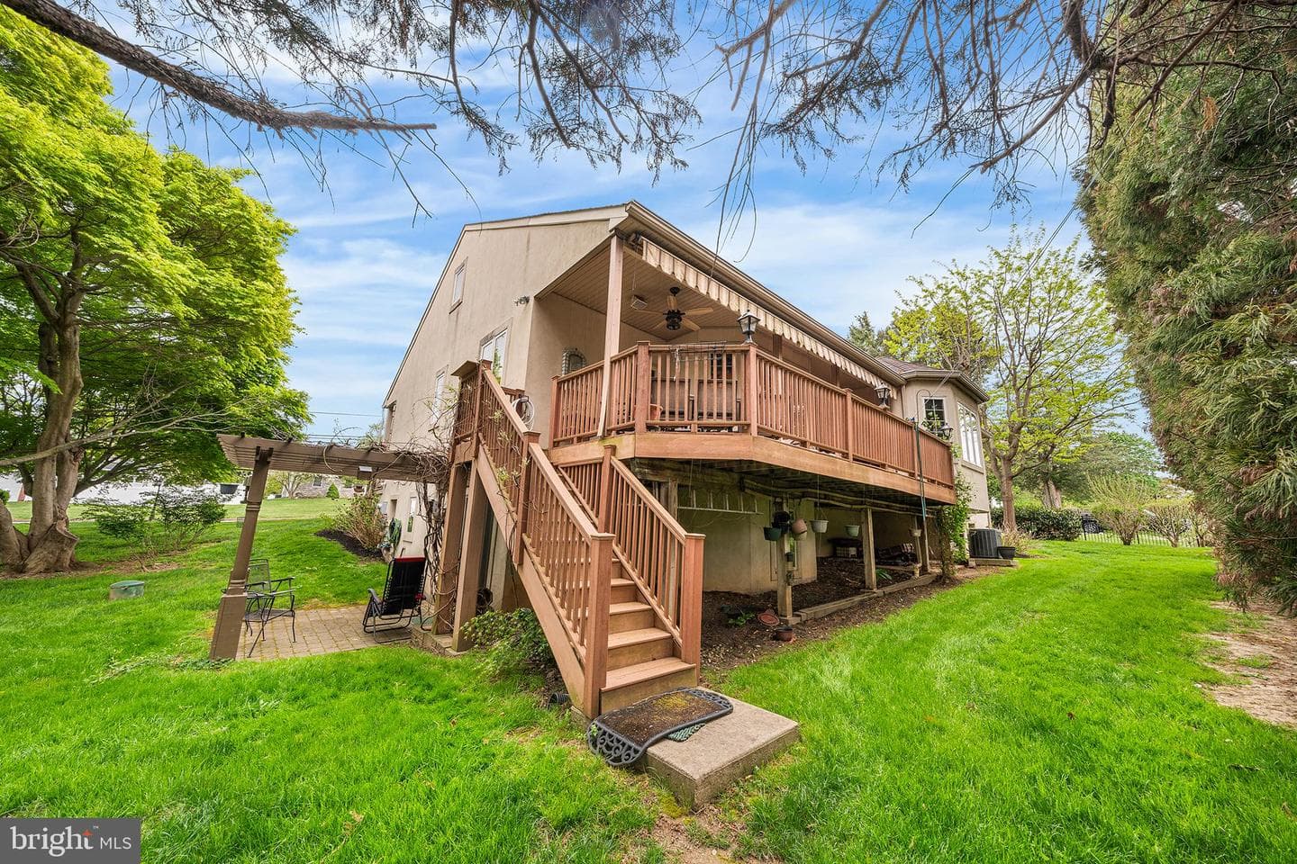1416 Harry Street photo 35