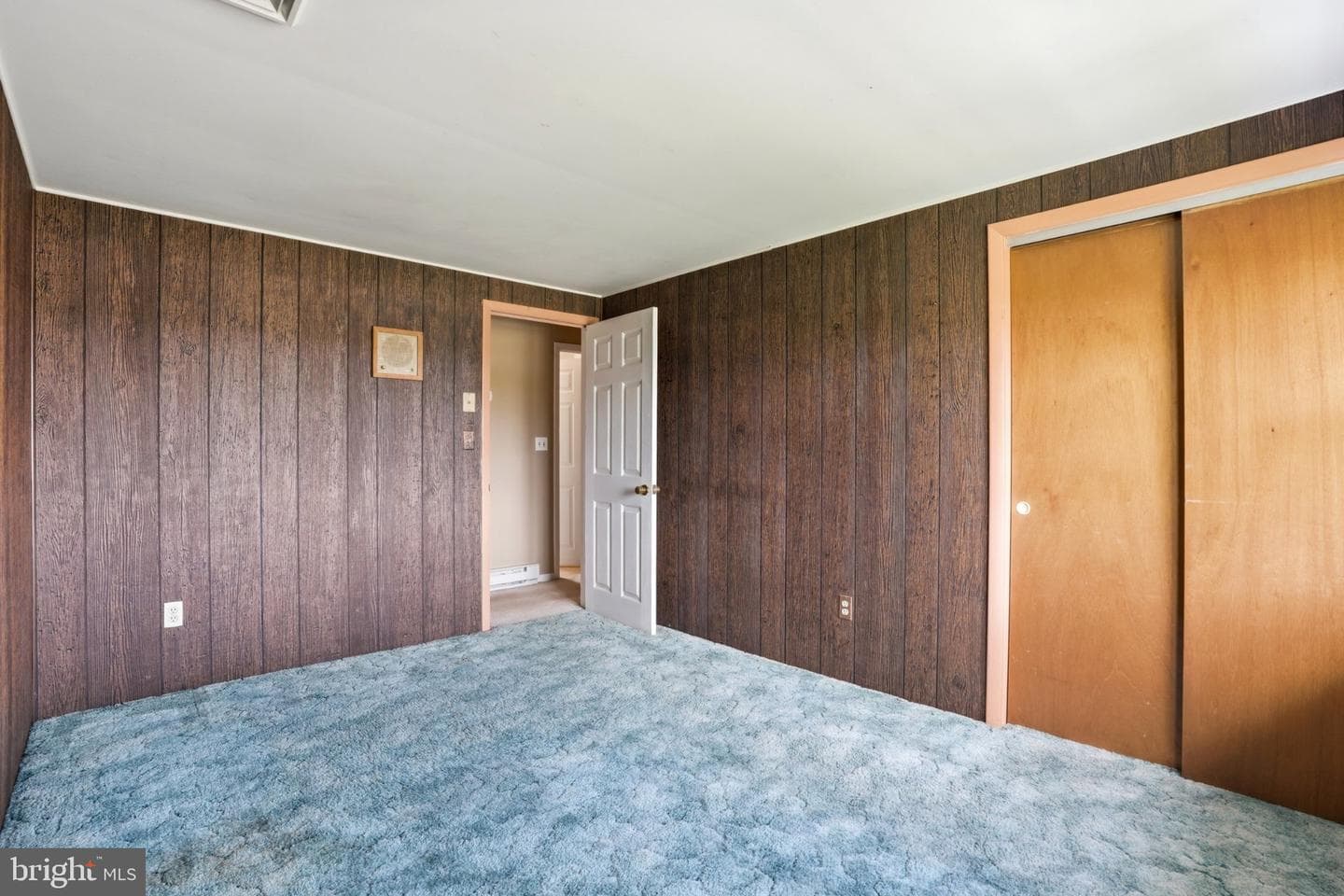 684 Hunsicker Road photo 37