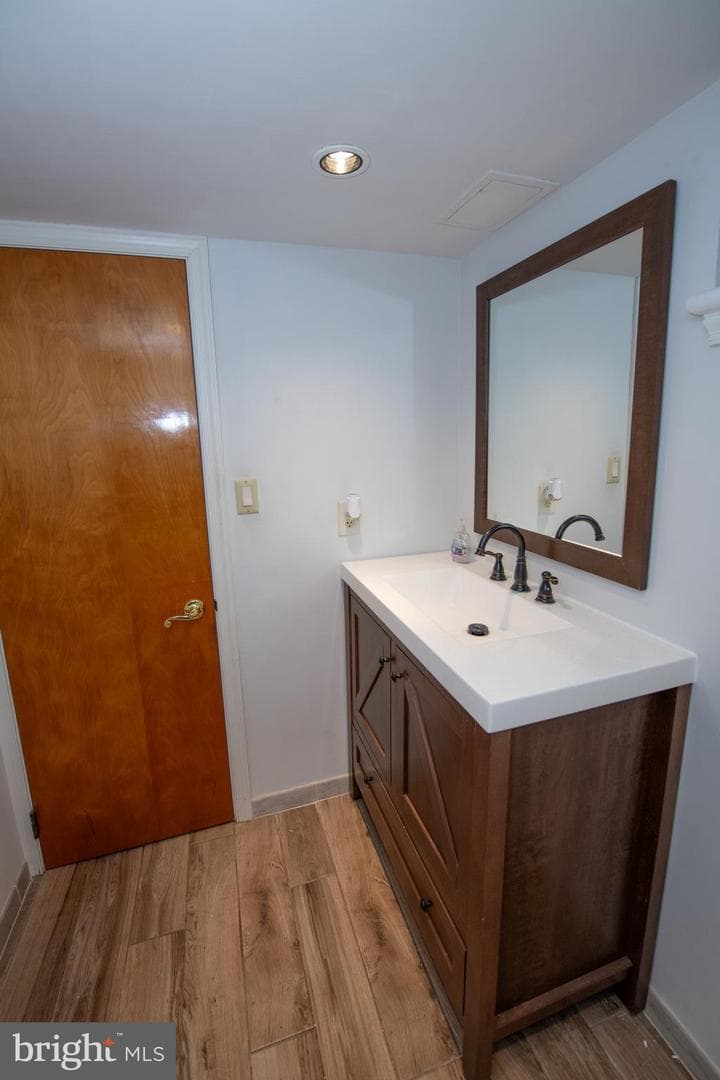1259 Glenbrook Road photo 76