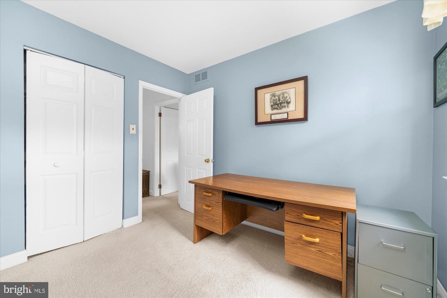 101 Village Drive photo 23