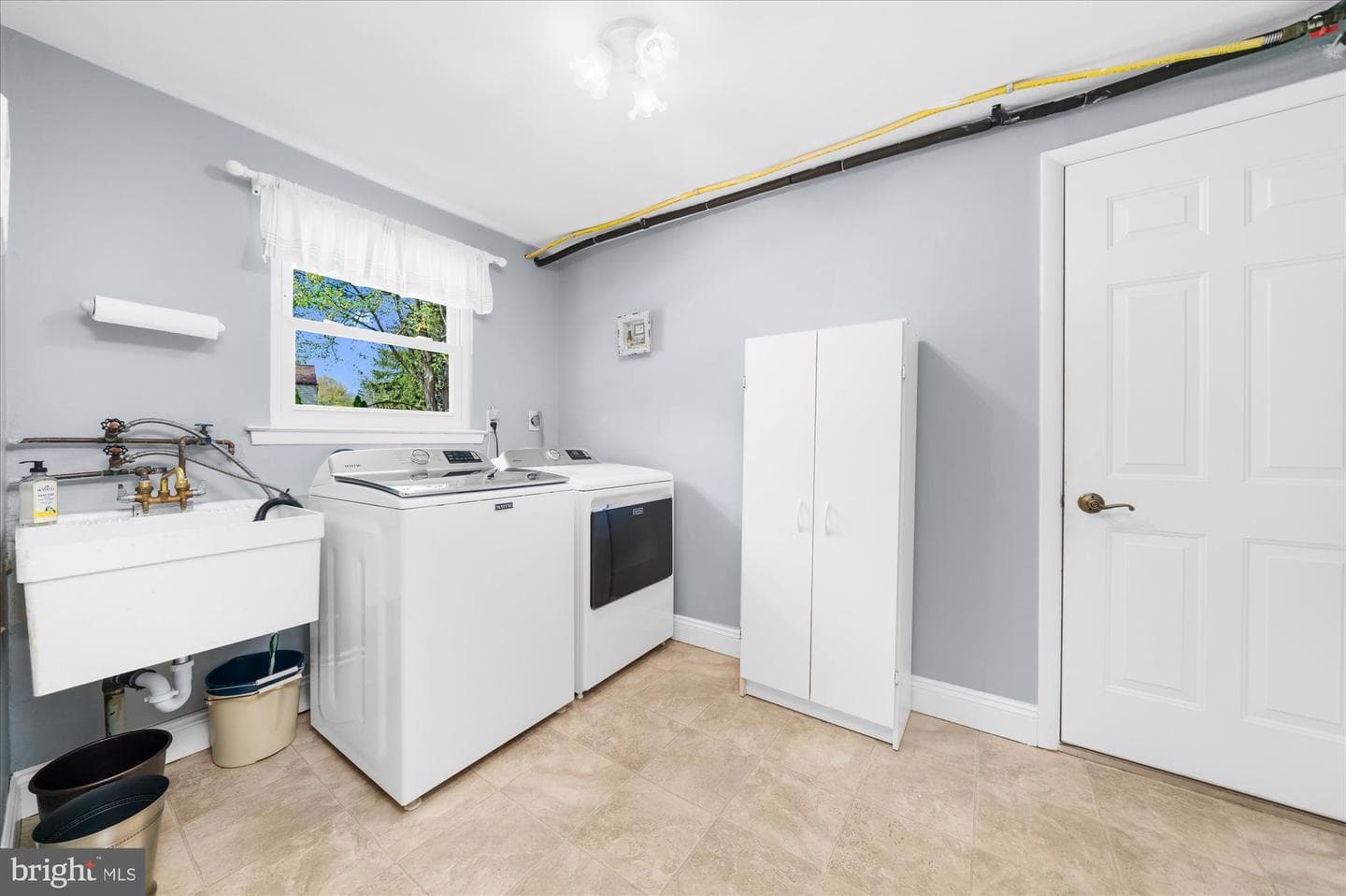 101 Village Drive photo 31