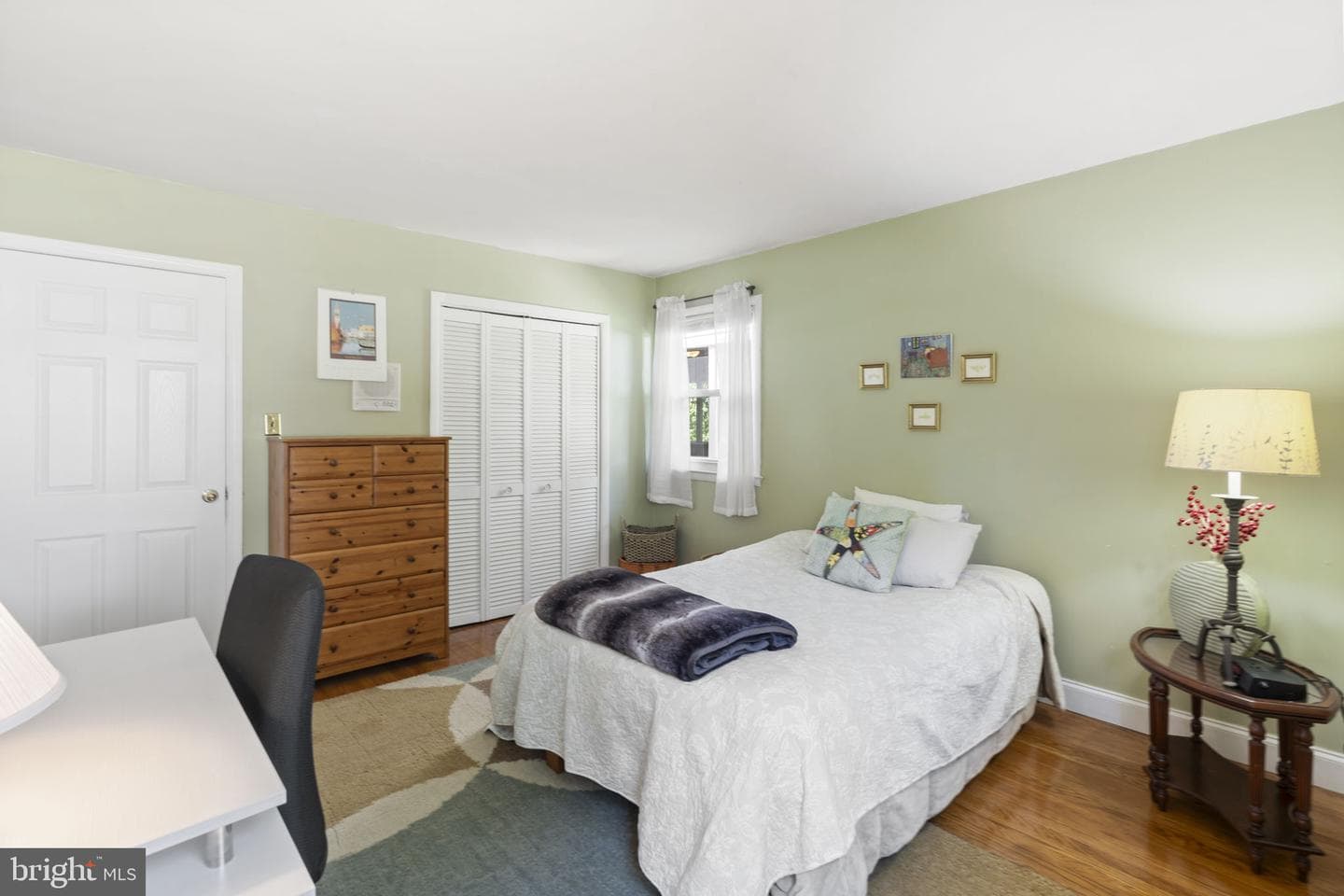 8807 Hawthorne Lane photo 36
