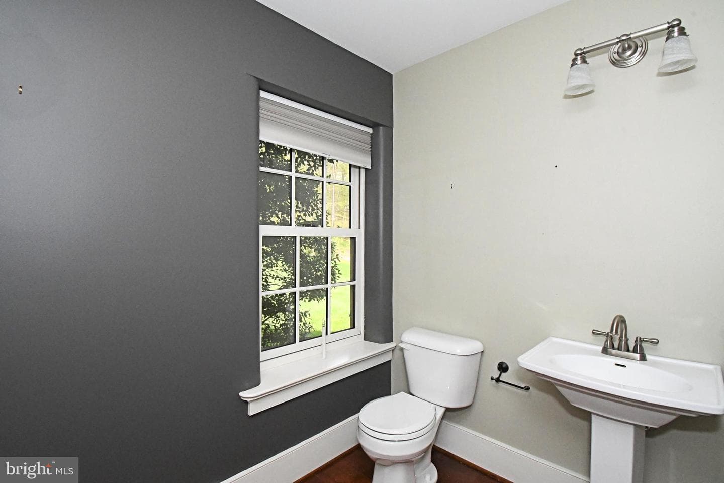 673 Spring Mount Road photo 12