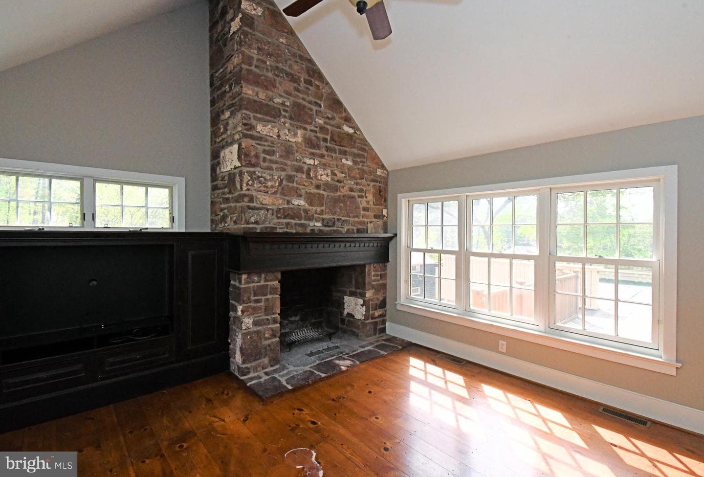 673 Spring Mount Road photo 13