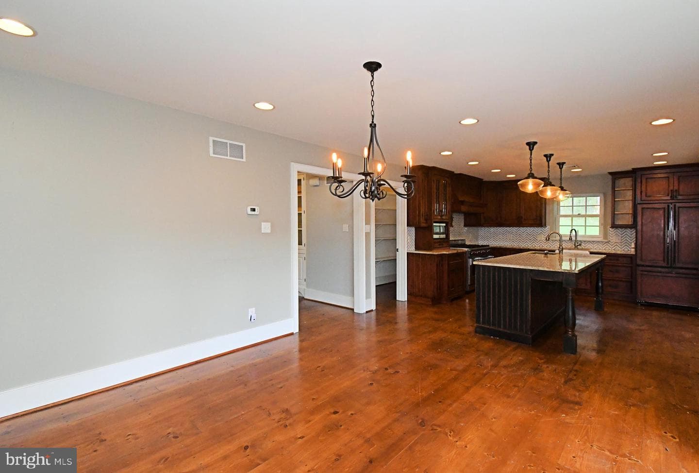 673 Spring Mount Road photo 18