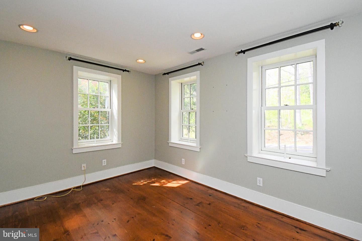 673 Spring Mount Road photo 26