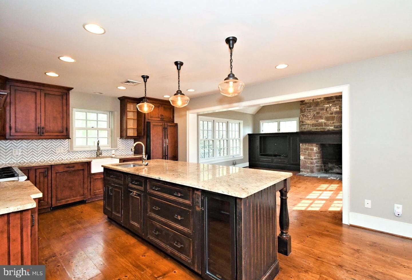 673 Spring Mount Road photo 5
