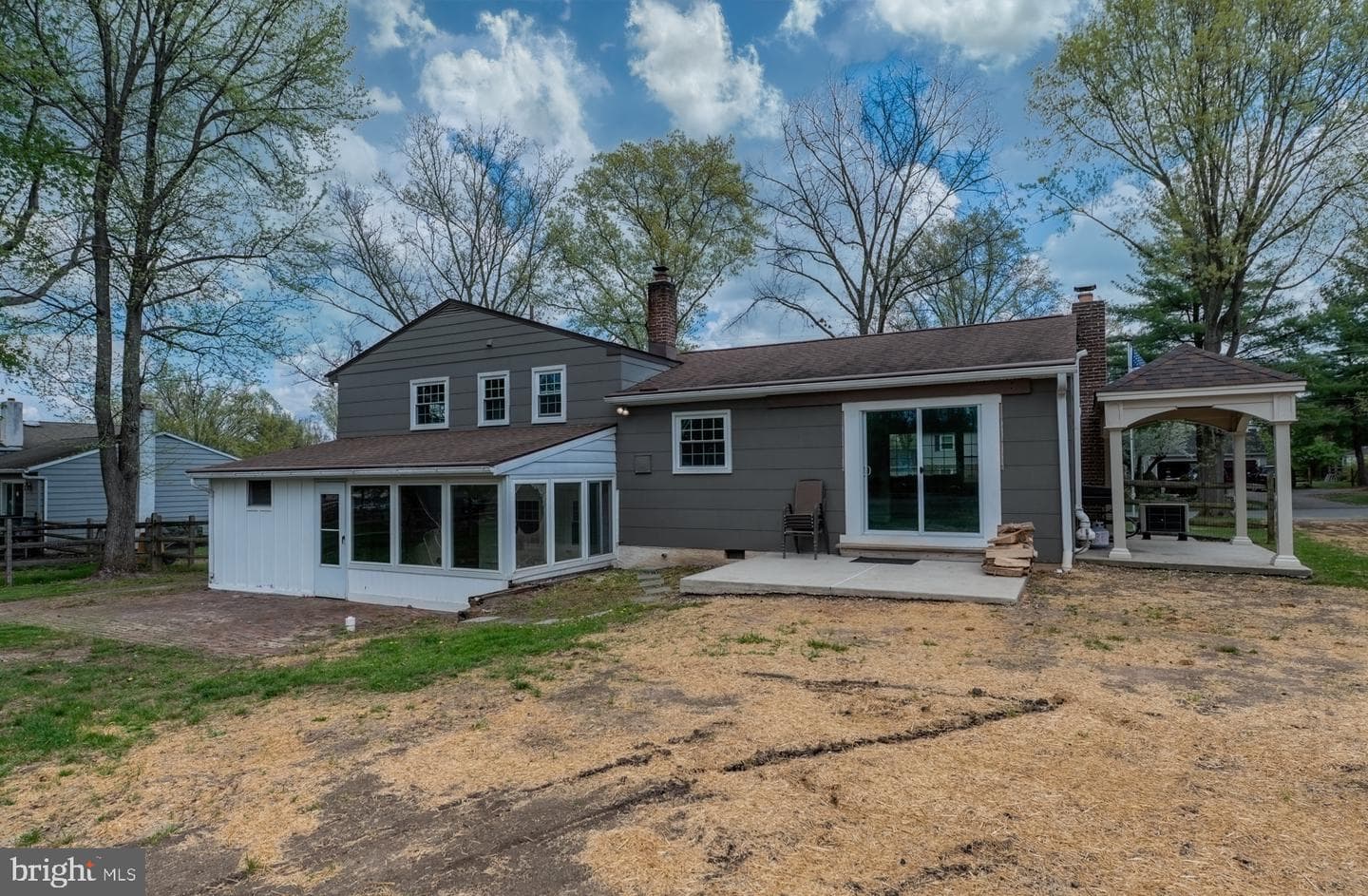2247 Bruce Drive photo 9
