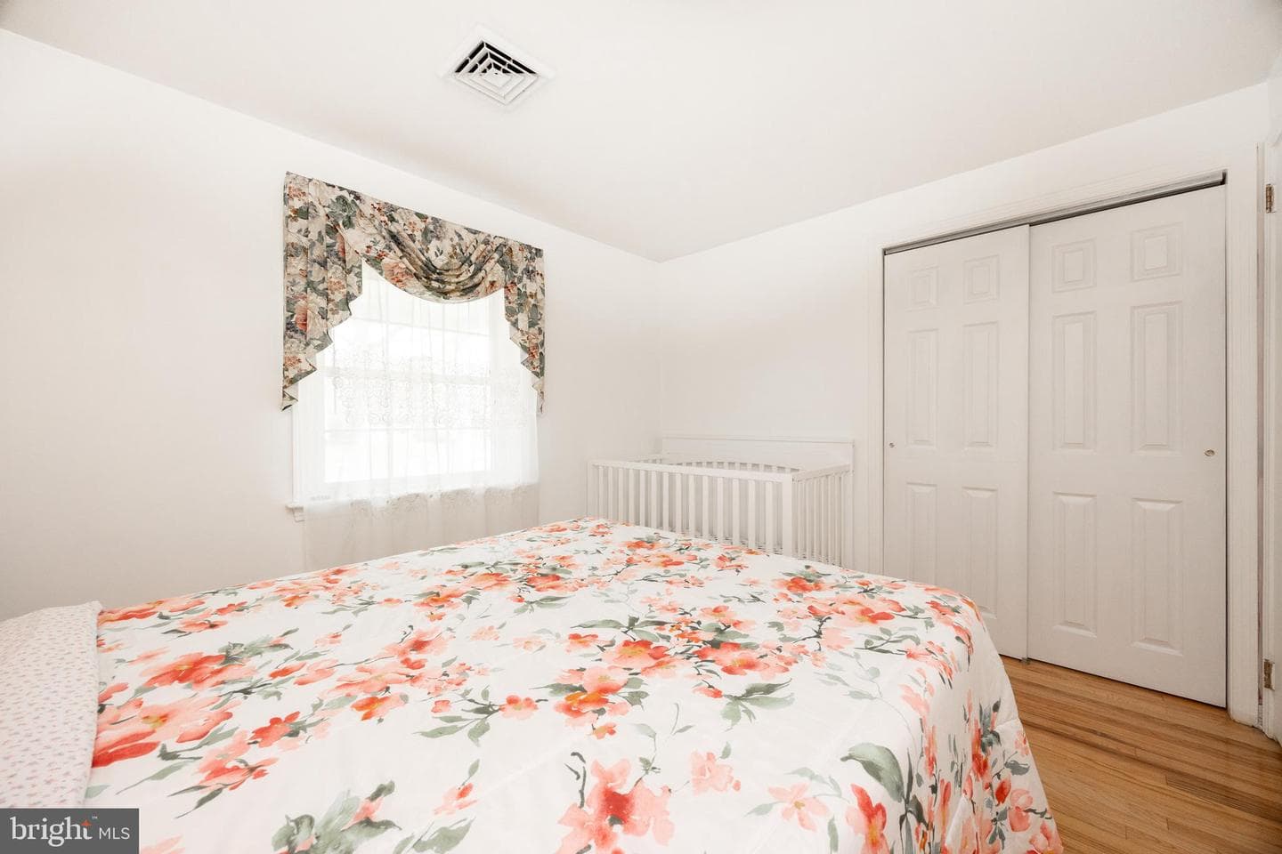 604 N Line Street photo 32