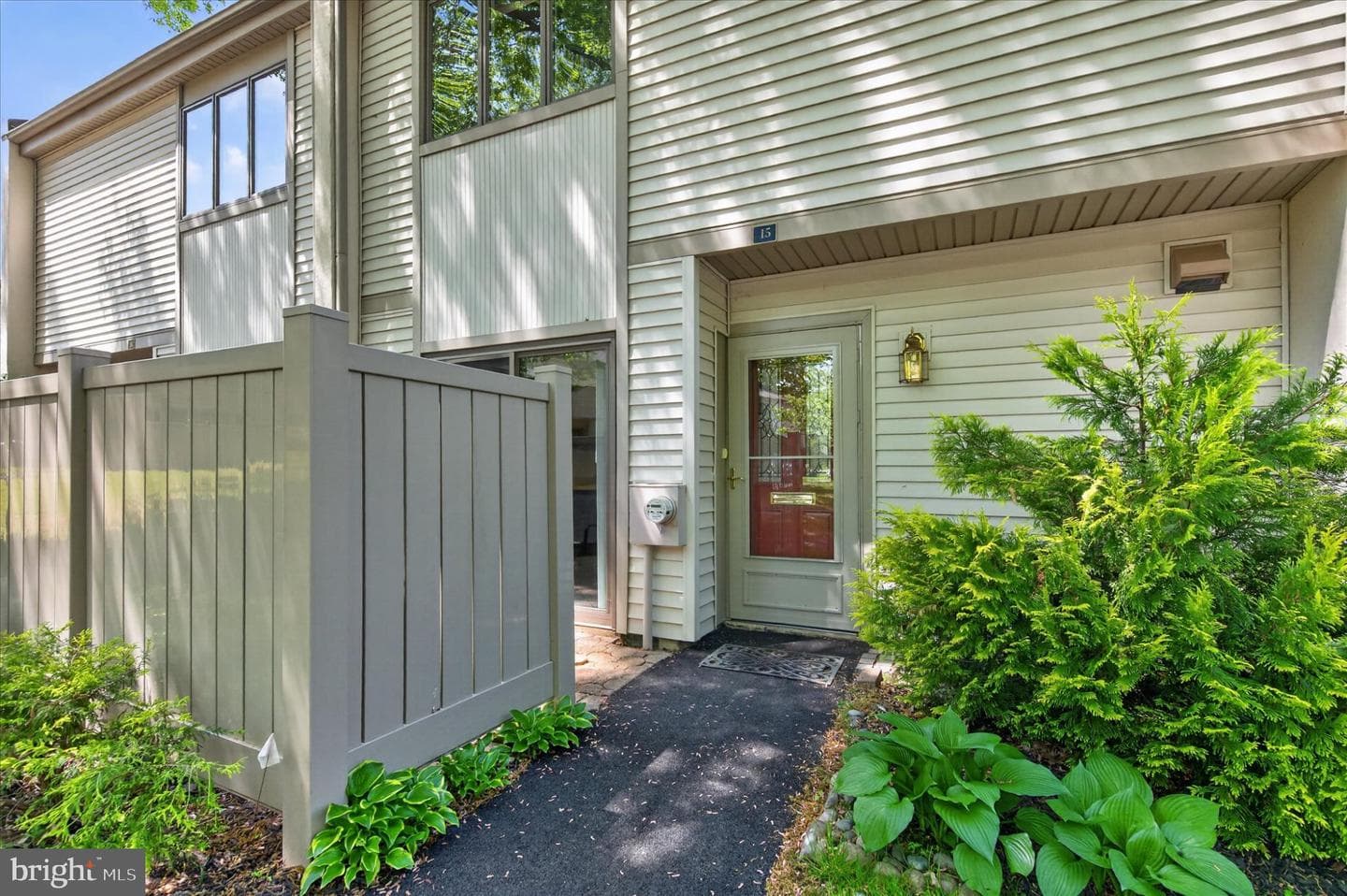 15 Twin Brooks Drive, Willow Grove