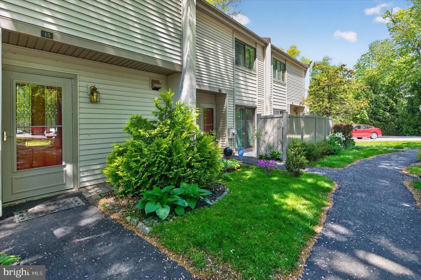 15 Twin Brooks Drive, Willow Grove