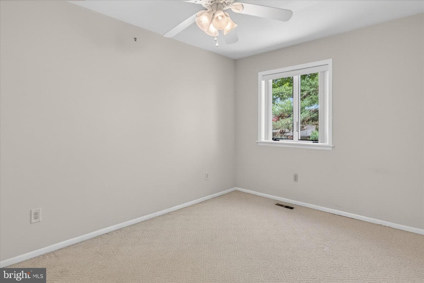 15 Twin Brooks Drive photo 22