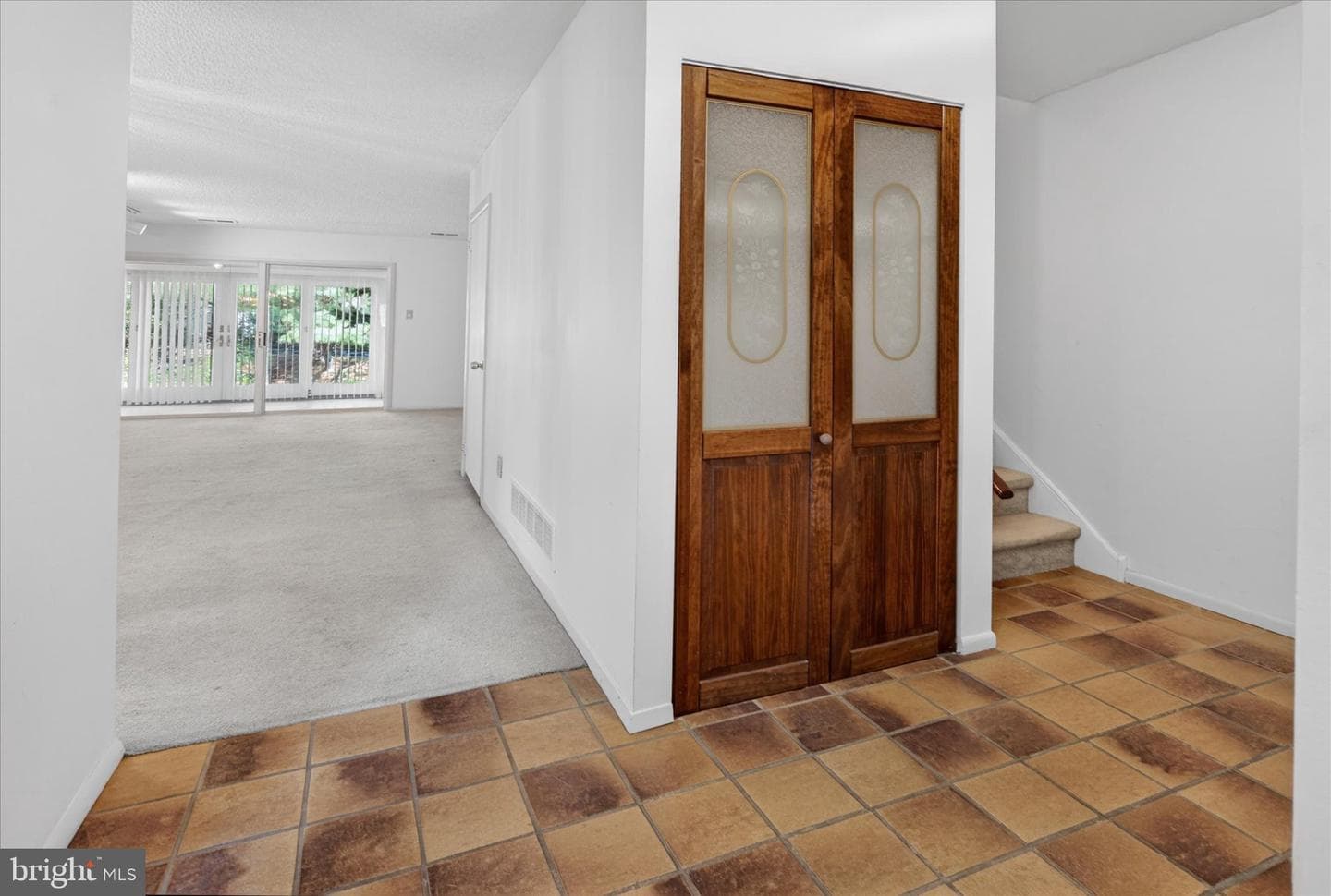 15 Twin Brooks Drive photo 6
