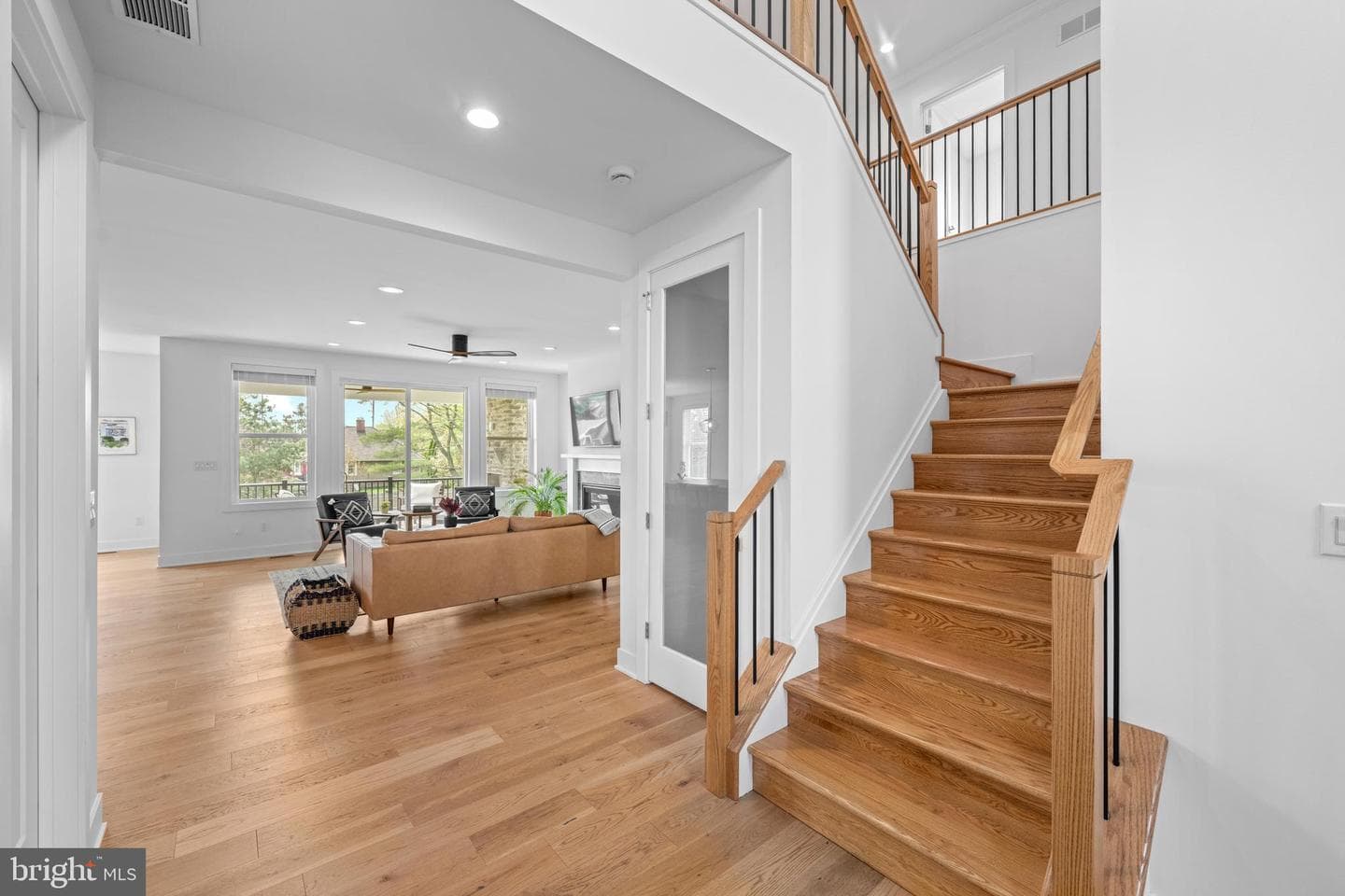 230 N Ridge Avenue photo 28