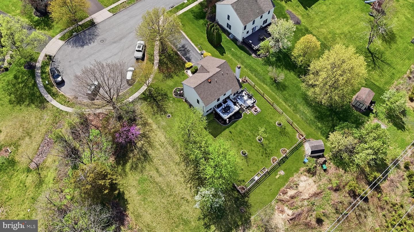 73 Saratoga Way photo 43