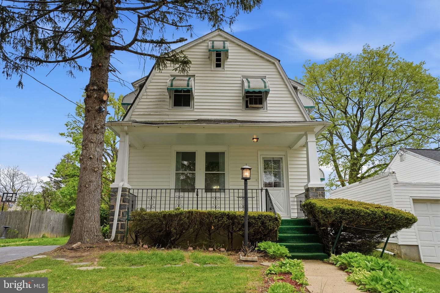 1955 Lukens Avenue