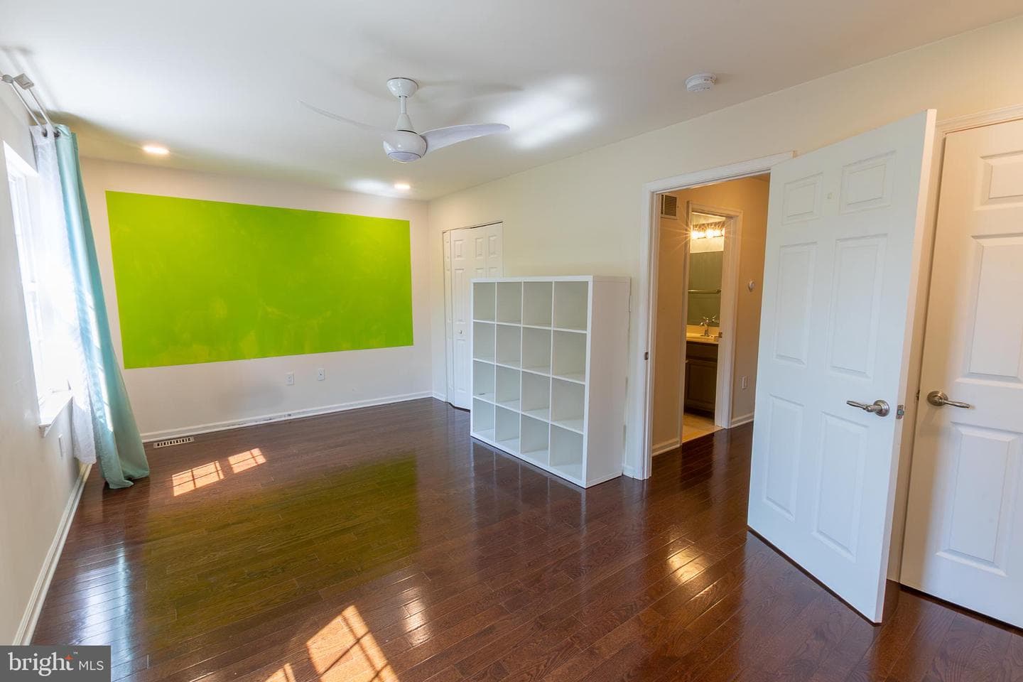 1025 Ford Street photo 11