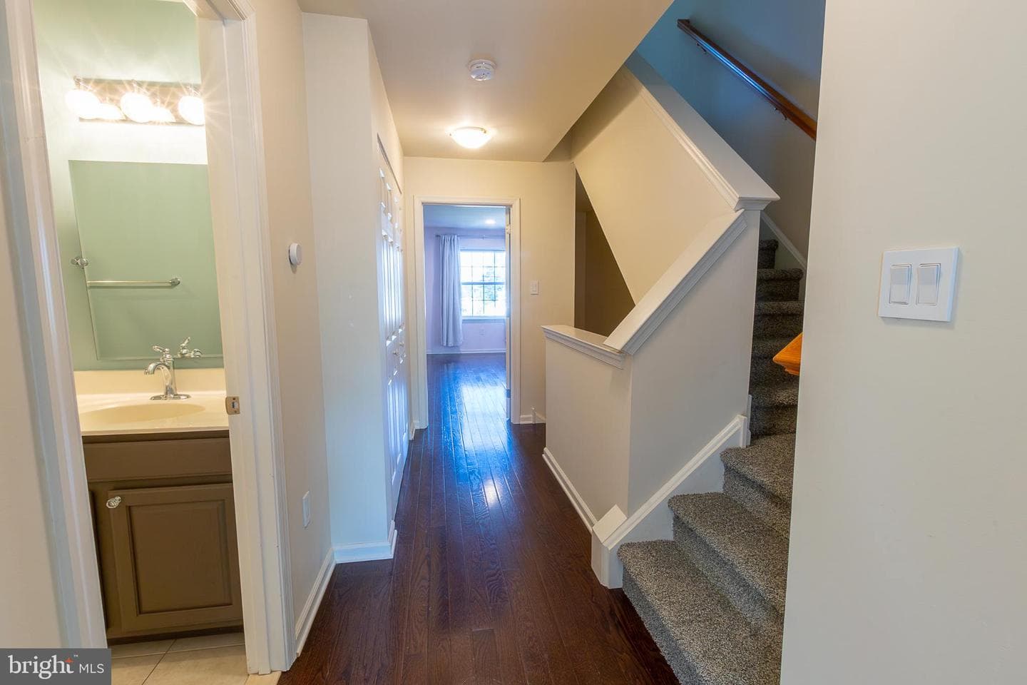 1025 Ford Street photo 22