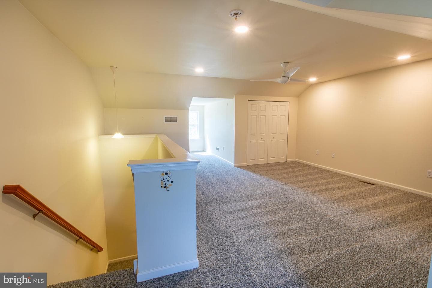 1025 Ford Street photo 23