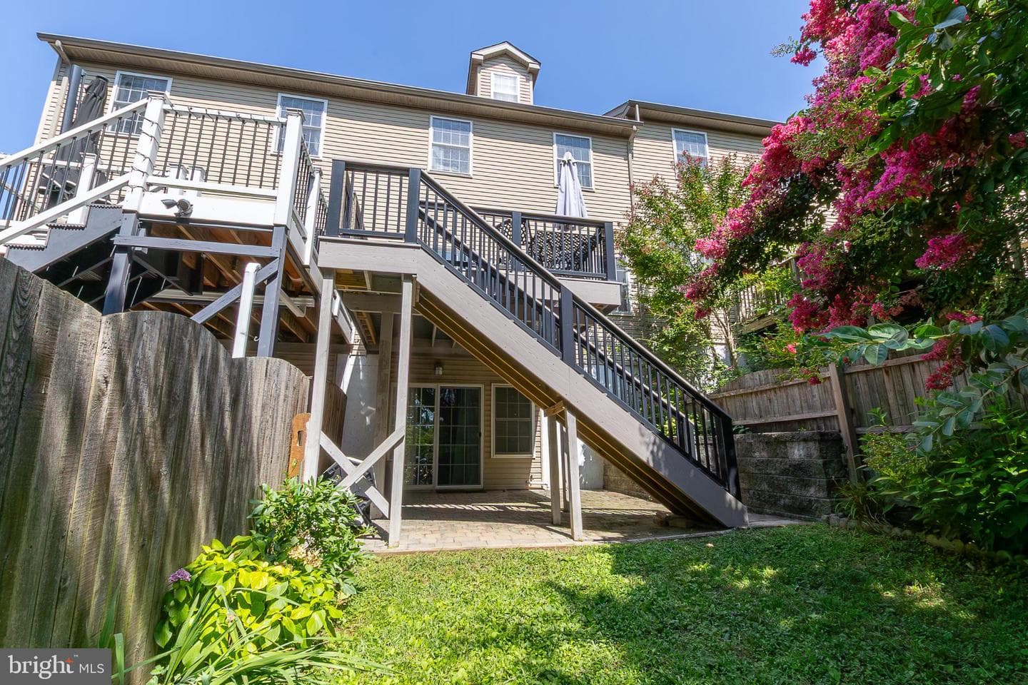 1025 Ford Street photo 31
