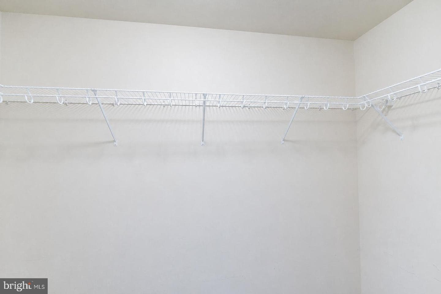 423 Honeysuckle Lane photo 25