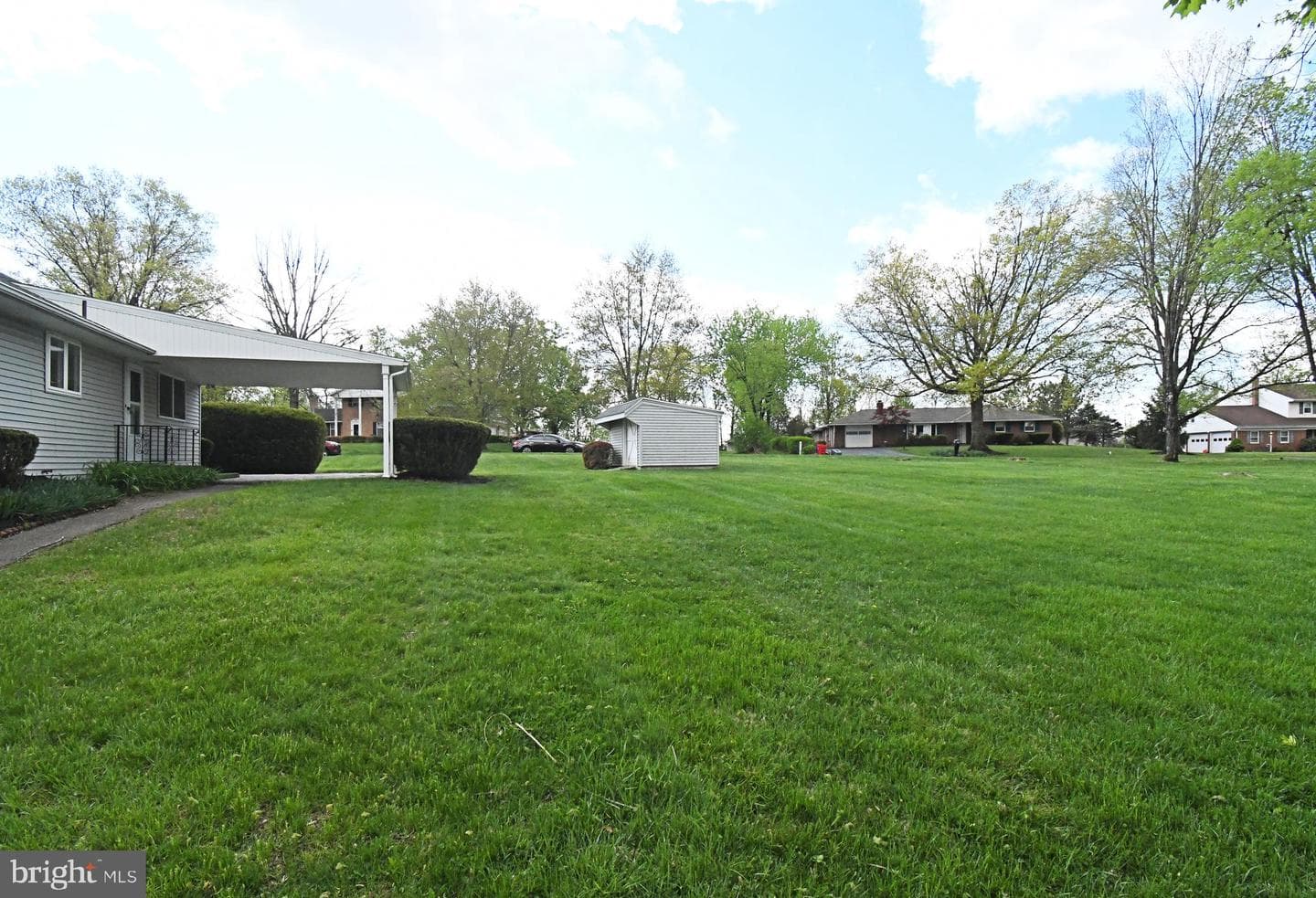 2034 Sunnyside Avenue photo 42