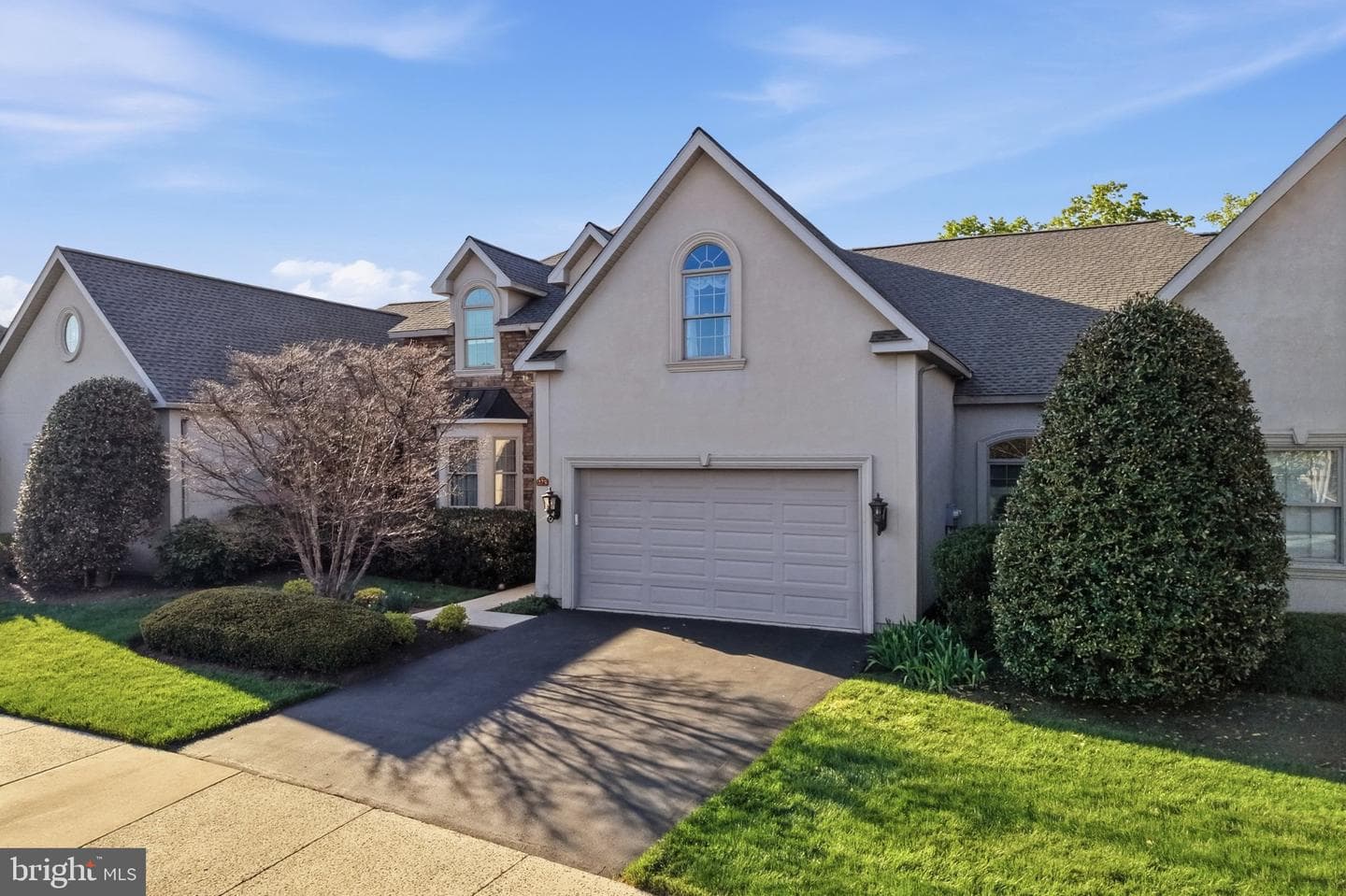 275 Country Club Drive photo 3