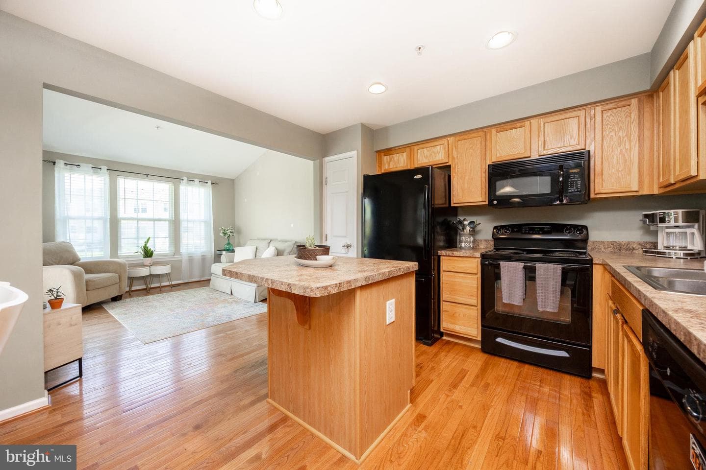 135 Sandpiper Court photo 6